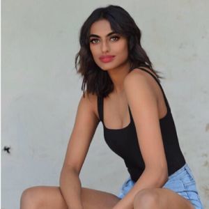 Meet your Posher, Andrea